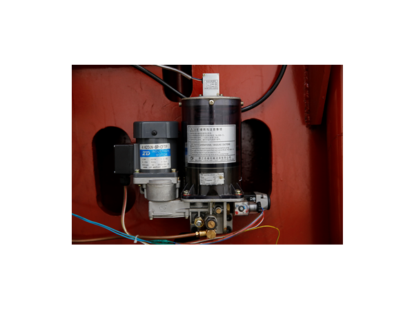 �Ԅ�(d��ng)���Н���ϵ�y(t��ng)